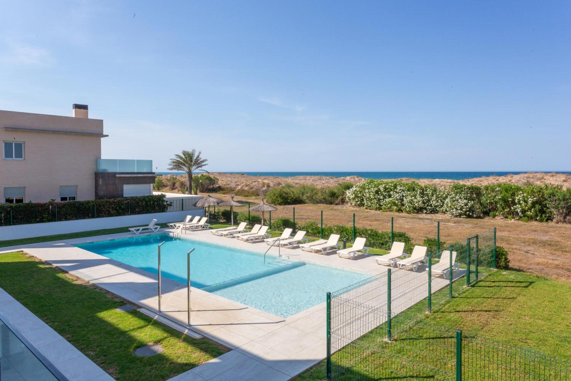 Oliva Suites Extérieur photo
